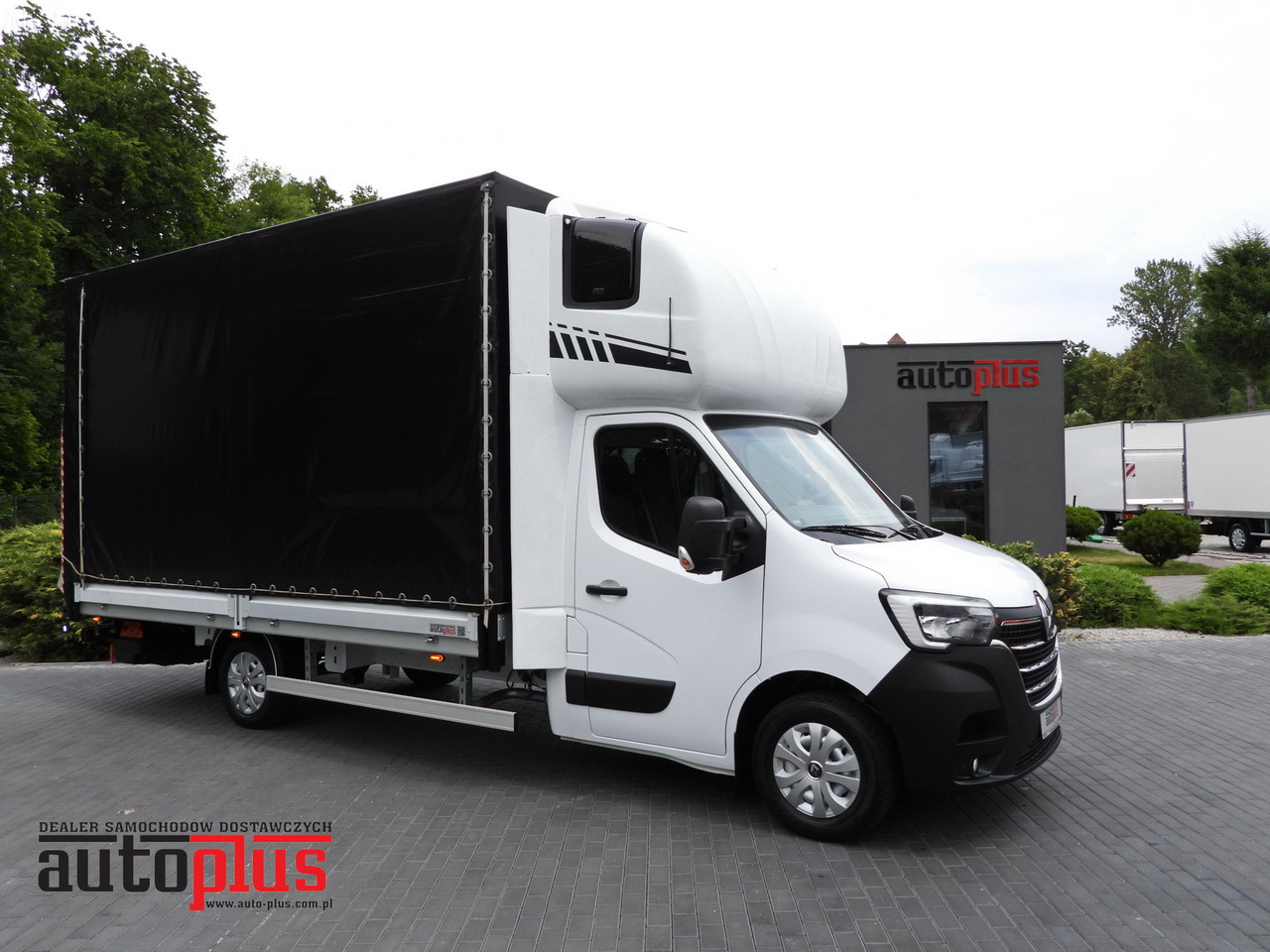 RENAULT MASTER TARPAULIN LIFT 10 PALLETS WEBASTO CRUISE CONTROL LED LIGHTS PNEUMATICS AIR CONDITIONING 165HP - Furgoneta con lona: foto 1 RENAULT MASTER TARPAULIN LIFT 10 PALLETS WEBASTO CRUISE CONTROL LED LIGHTS PNEUMATICS AIR CONDITIONING 165HP - Furgoneta con lona: foto 1