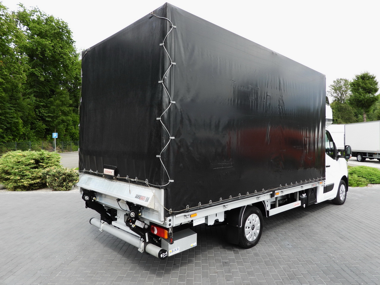RENAULT MASTER TARPAULIN LIFT 9 PALLETS WEBASTO CRUISE CONTROL LED LIGHTS PNEUMATICS AIR CONDITIONING 165HP - Furgoneta con lona: foto 3 RENAULT MASTER TARPAULIN LIFT 9 PALLETS WEBASTO CRUISE CONTROL LED LIGHTS PNEUMATICS AIR CONDITIONING 165HP - Furgoneta con lona: foto 3