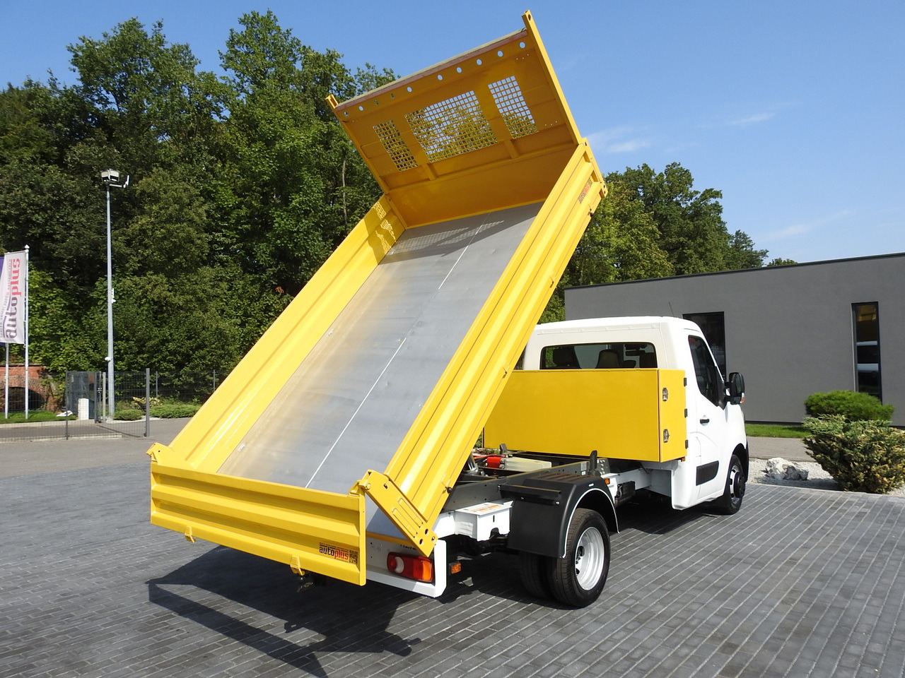 Furgoneta basculante RENAULT MASTER TIPPER CRUISE CONTROL NAVIGATION AIR CONDITIONING LED LIGHTS TWIN WHEELS LOAD WEIGHT 145HP: foto 16