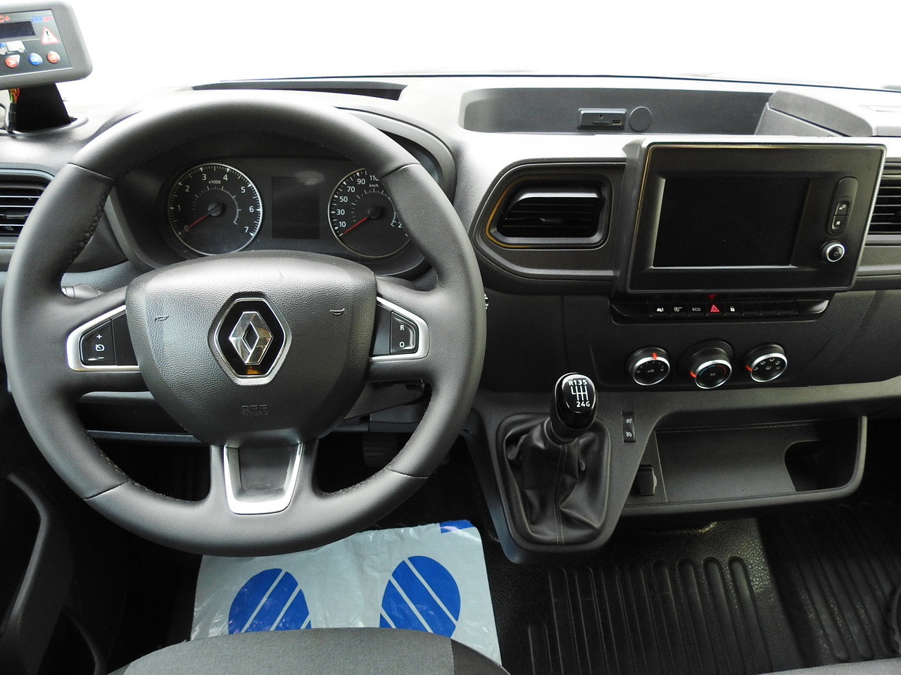 Furgoneta basculante RENAULT MASTER TIPPER CRUISE CONTROL NAVIGATION AIR CONDITIONING LED LIGHTS TWIN WHEELS LOAD WEIGHT 145HP: foto 41