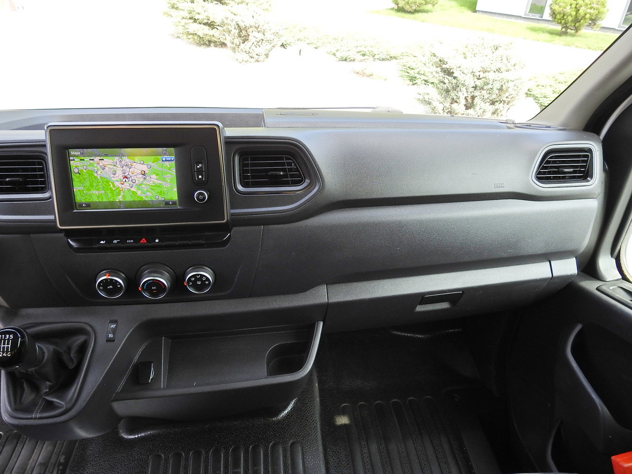 Furgoneta basculante RENAULT MASTER TIPPER CRUISE CONTROL NAVIGATION AIR CONDITIONING LED LIGHTS TWIN WHEELS LOAD WEIGHT 145HP: foto 46