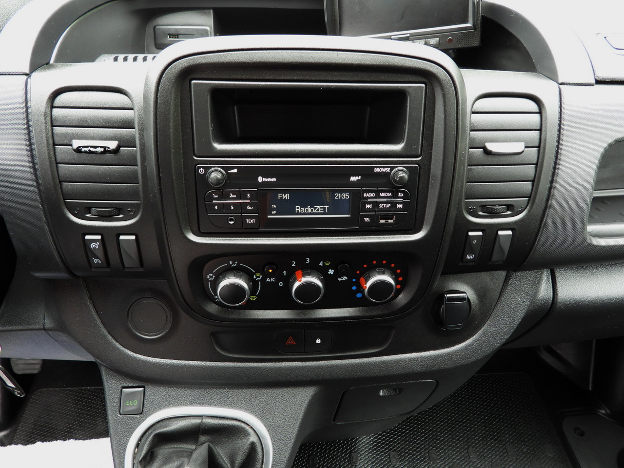 Furgoneta frigorifica RENAULT TRAFIC REFRIGERATOR VAN -5*C POWER SUPPLY 230V CRUISE CONTROL LED LIGHTS AIR CONDITIONING  120HP: foto 38