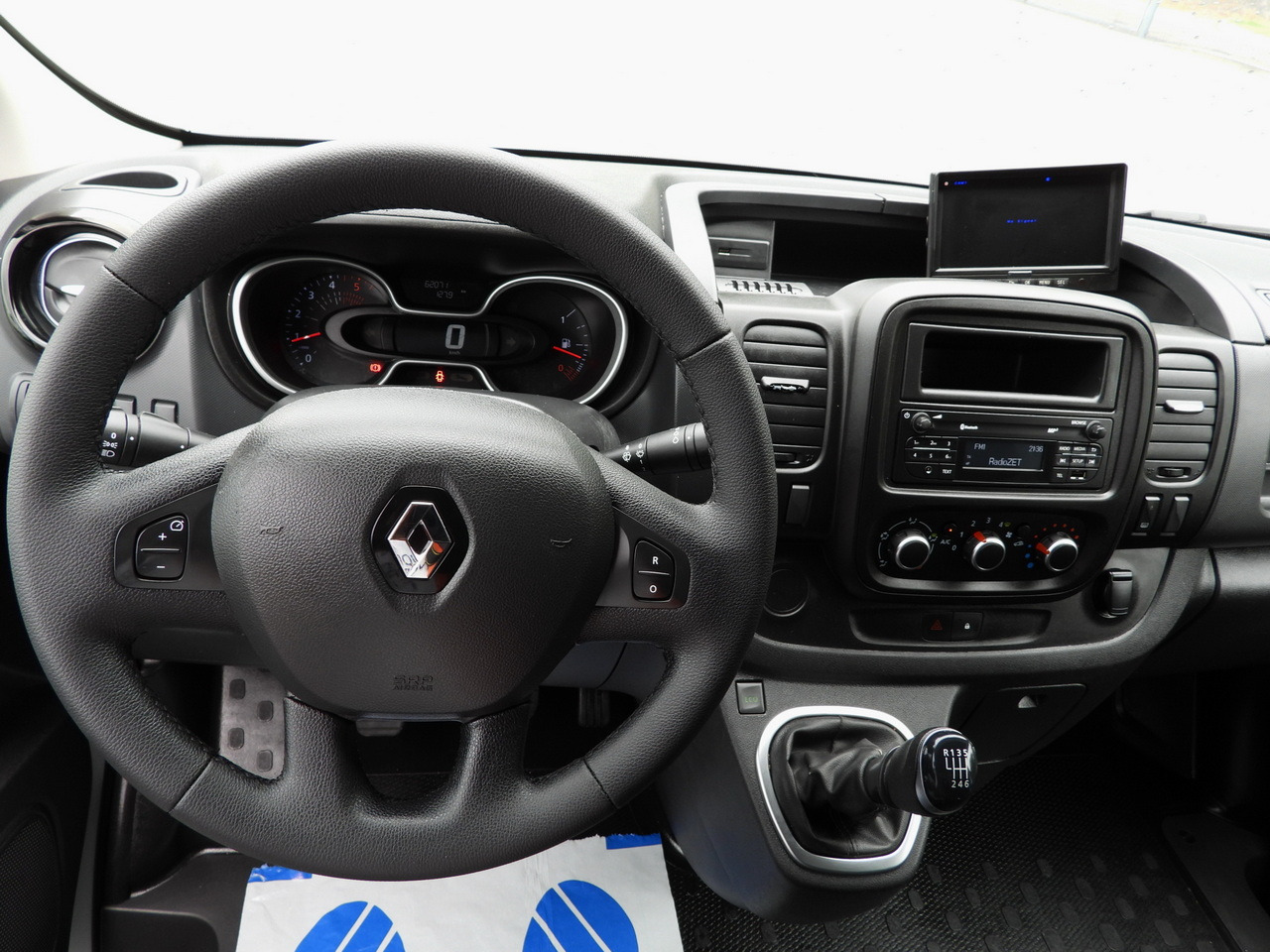 Furgoneta frigorifica RENAULT TRAFIC REFRIGERATOR VAN -5*C POWER SUPPLY 230V CRUISE CONTROL LED LIGHTS AIR CONDITIONING  120HP: foto 35