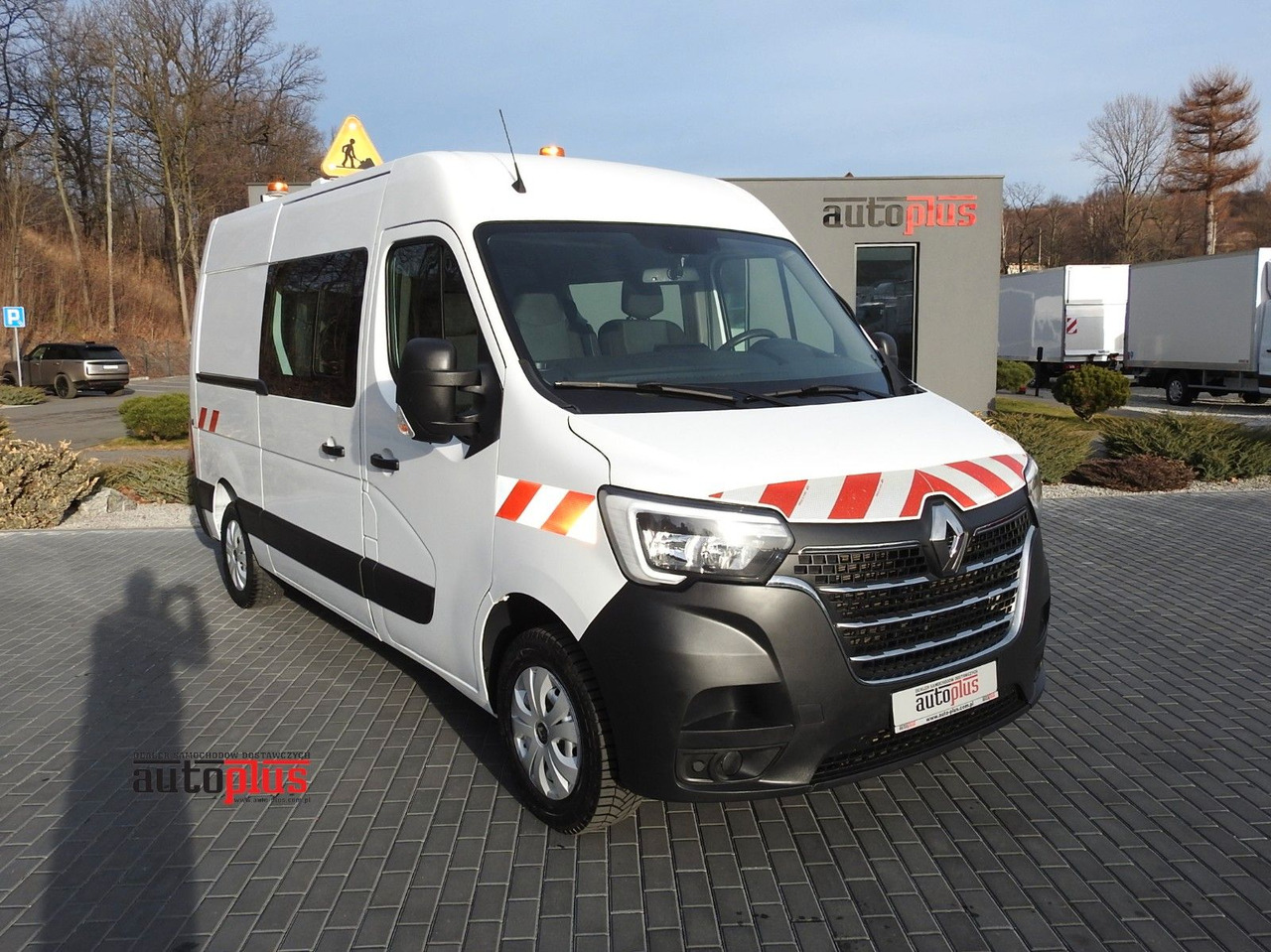 Renault MASTER KASTENWAGEN DOPPELKABINE 7 SITZE TEMPOMAT - Furgón, Furgoneta combi: foto 1 Renault MASTER KASTENWAGEN DOPPELKABINE 7 SITZE TEMPOMAT - Furgón, Furgoneta combi: foto 1