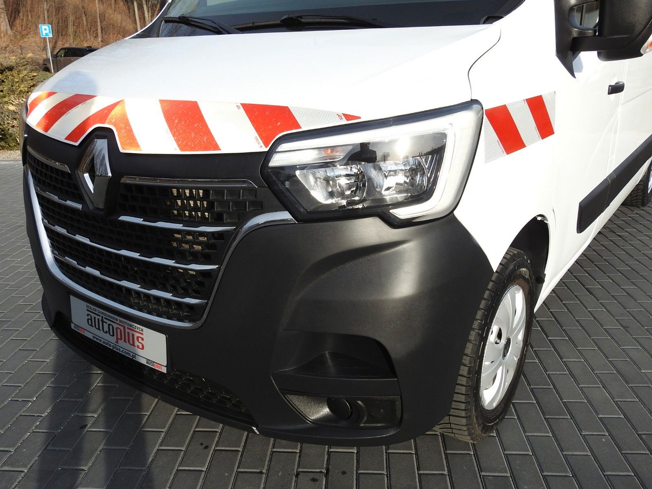 Leasing de  Renault MASTER KASTENWAGEN DOPPELKABINE 7 SITZE TEMPOMAT Renault MASTER KASTENWAGEN DOPPELKABINE 7 SITZE TEMPOMAT: foto 17