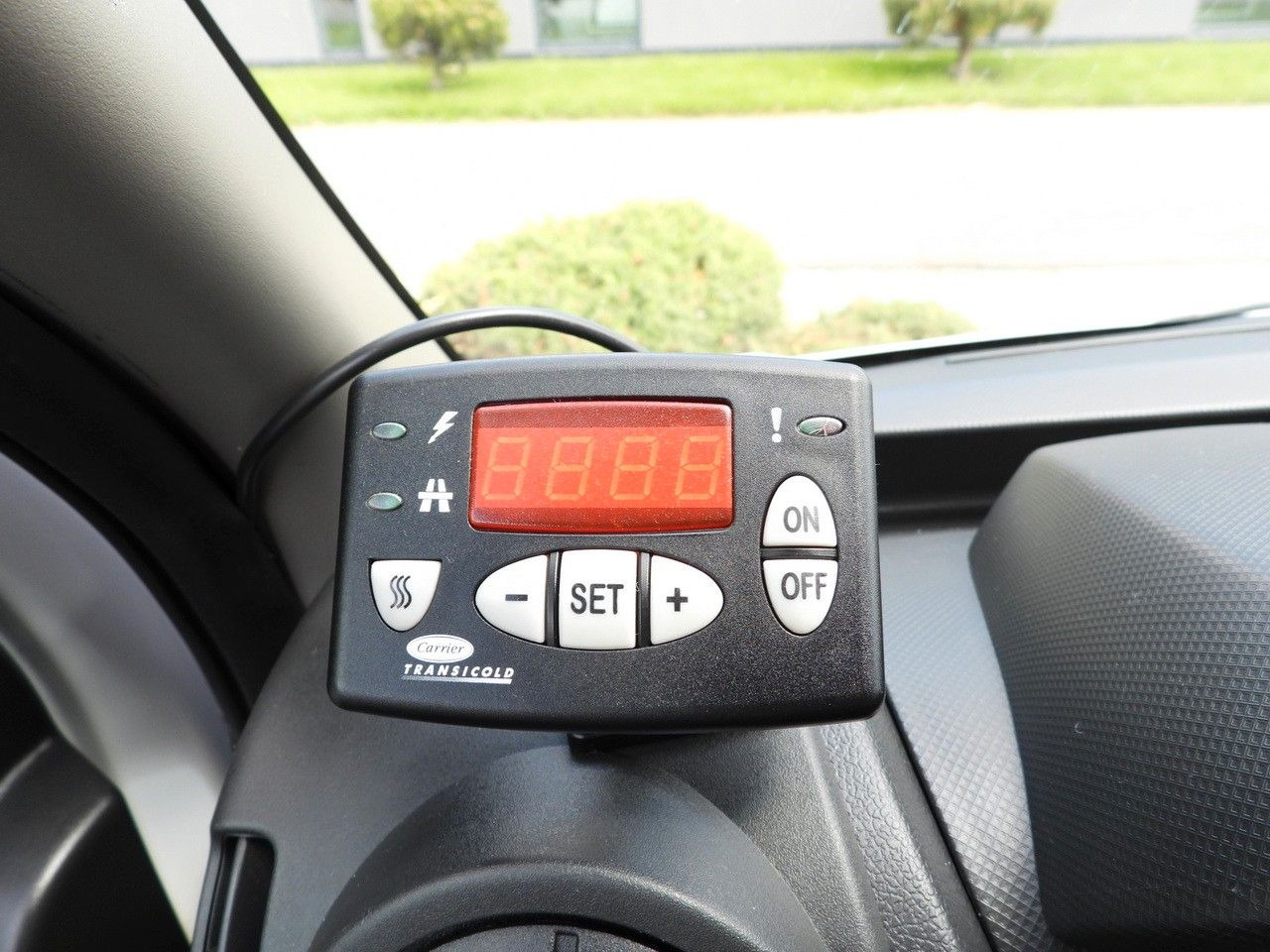 Furgoneta frigorifica Renault MASTER  KÜHLKASTENWAGEN -20*C  TEMPOMAT Renault MASTER  KÜHLKASTENWAGEN -20*C  TEMPOMAT: foto 24