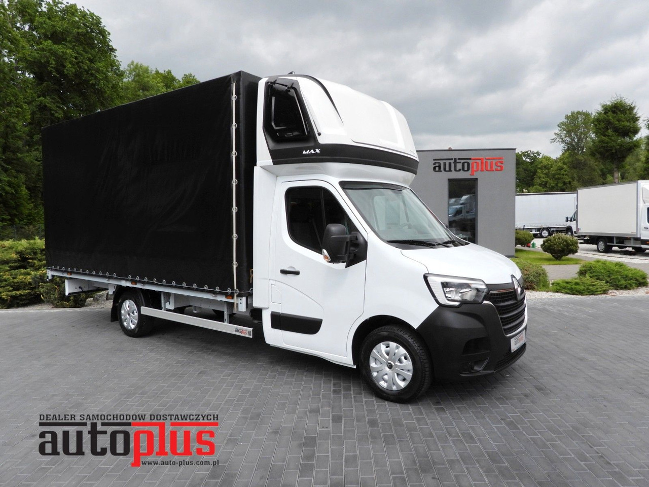 Renault MASTER PRITSCHE PLANE 10 PALETTEN TEMPOMAT - Furgoneta con lona: foto 1 Renault MASTER PRITSCHE PLANE 10 PALETTEN TEMPOMAT - Furgoneta con lona: foto 1