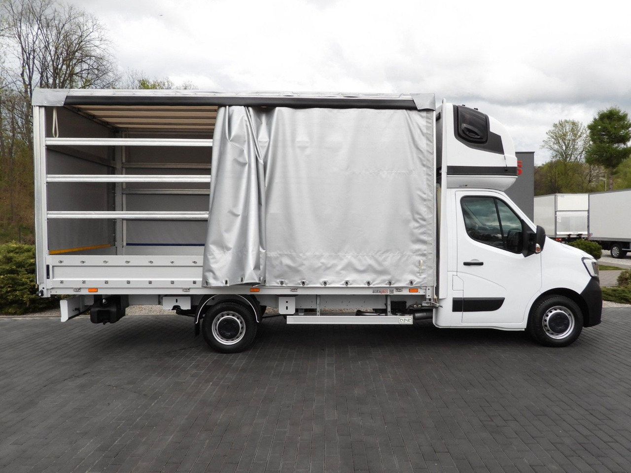 Furgoneta con lona Renault MASTER  PRITSCHE PLANE 10 PALETTEN WEBASTO  A/C: foto 8