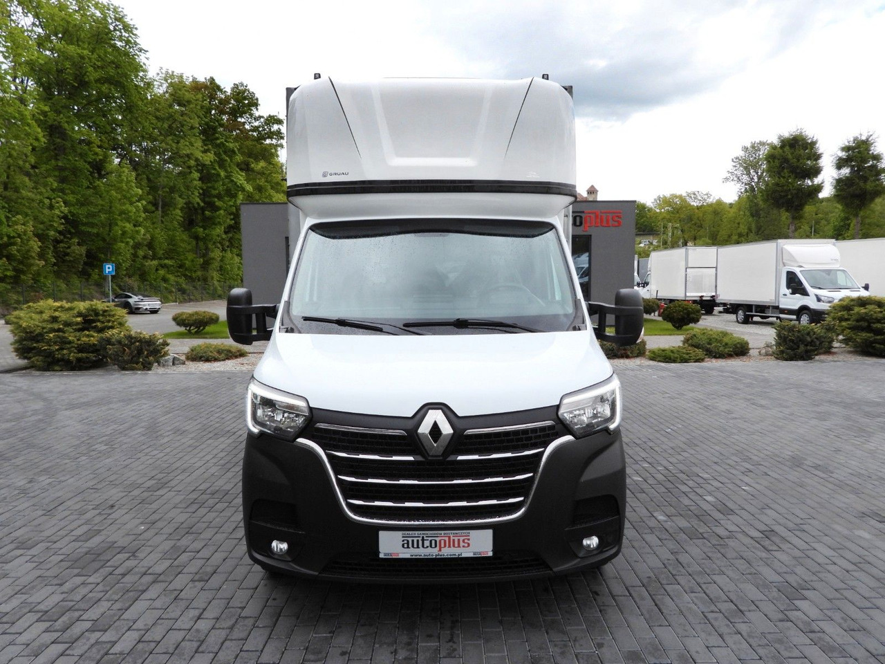 Renault MASTER PRITSCHE PLANE 10 PALETTEN WEBASTO A/C - Furgoneta con lona: foto 5 Renault MASTER PRITSCHE PLANE 10 PALETTEN WEBASTO A/C - Furgoneta con lona: foto 5
