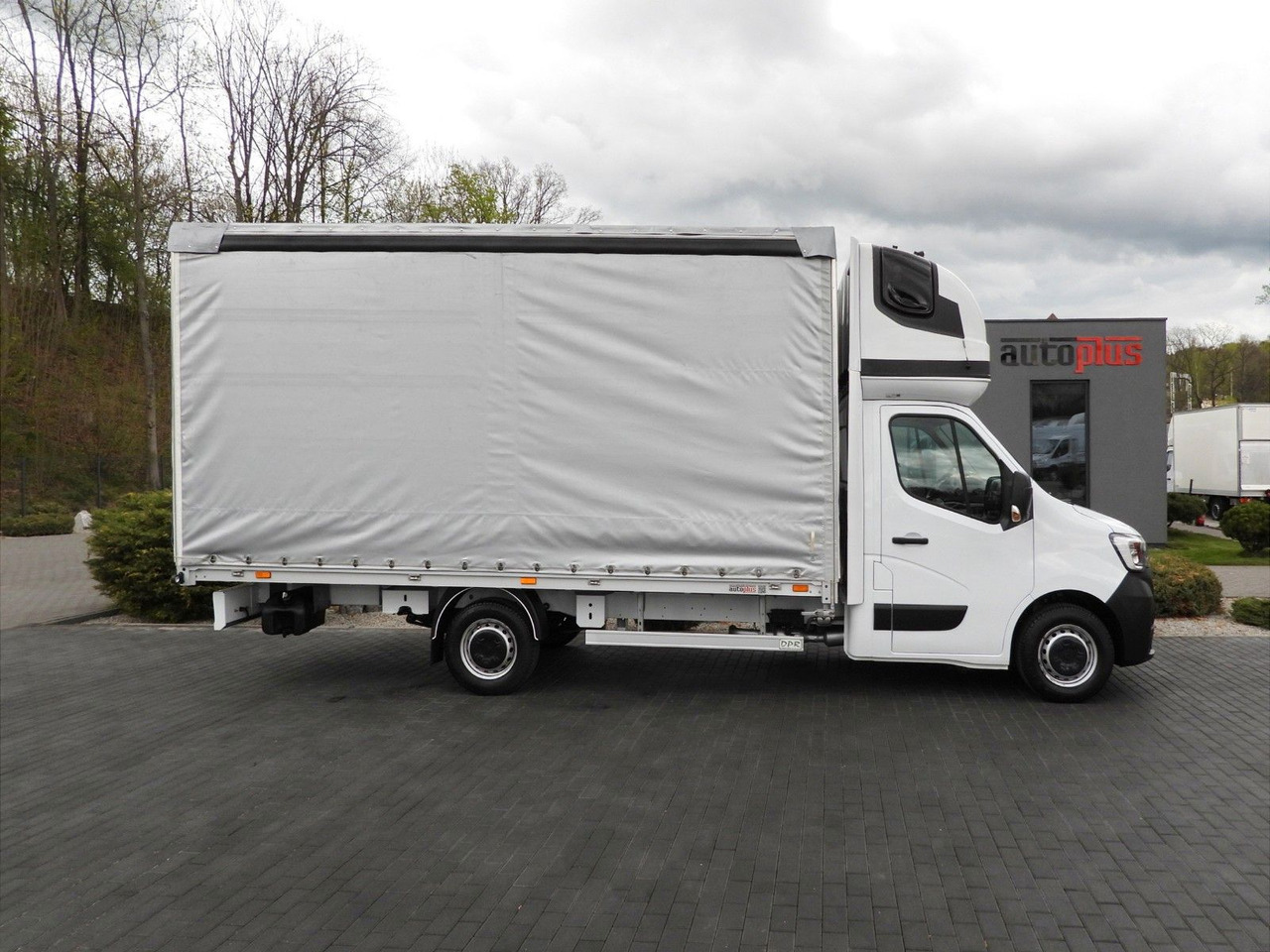 Furgoneta con lona Renault MASTER  PRITSCHE PLANE 10 PALETTEN WEBASTO  A/C: foto 7