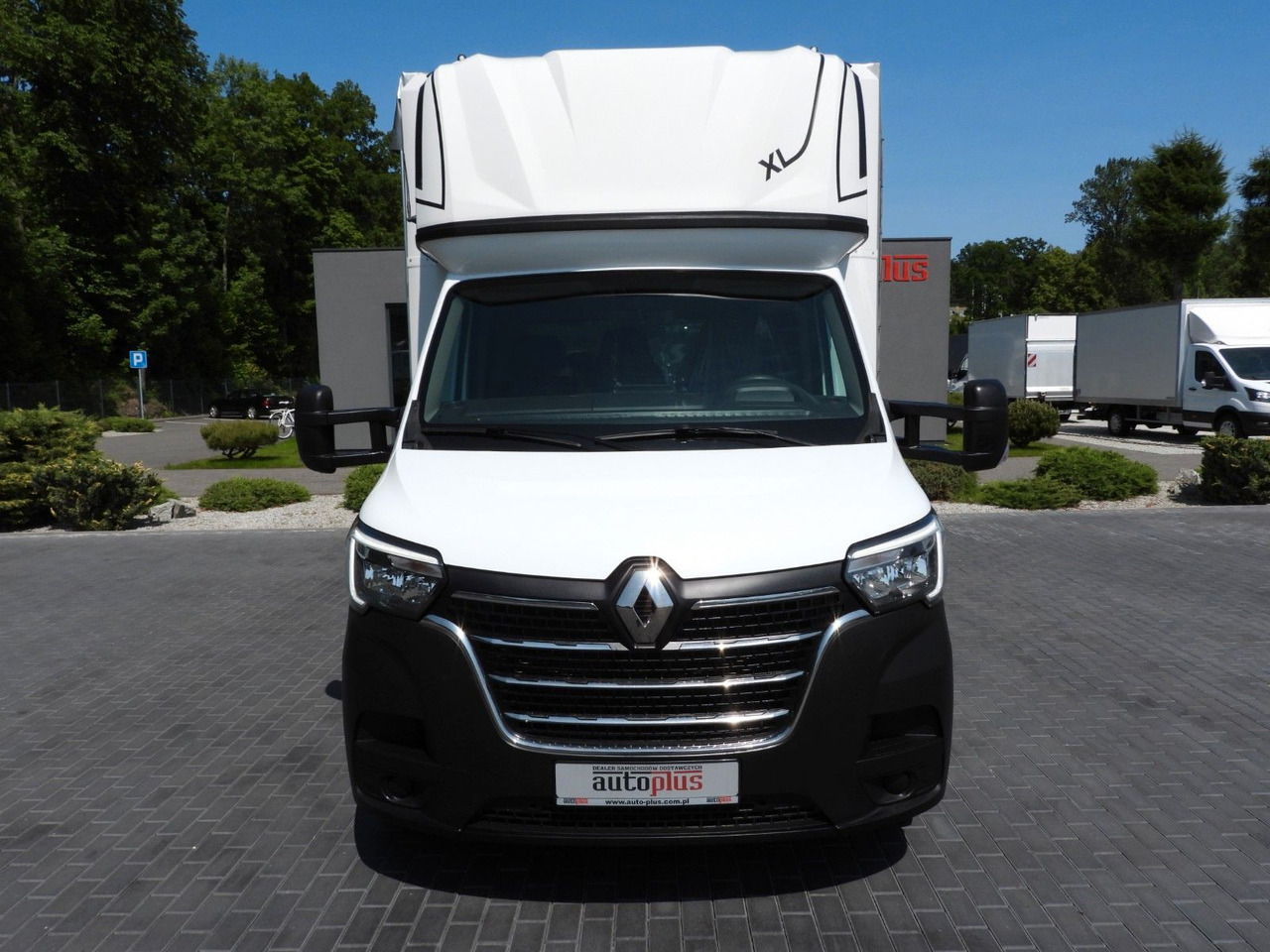 Renault MASTER PRITSCHE PLANE AUFZUG 10 PALETTEN WEBAST - Furgoneta con lona: foto 5 Renault MASTER PRITSCHE PLANE AUFZUG 10 PALETTEN WEBAST - Furgoneta con lona: foto 5