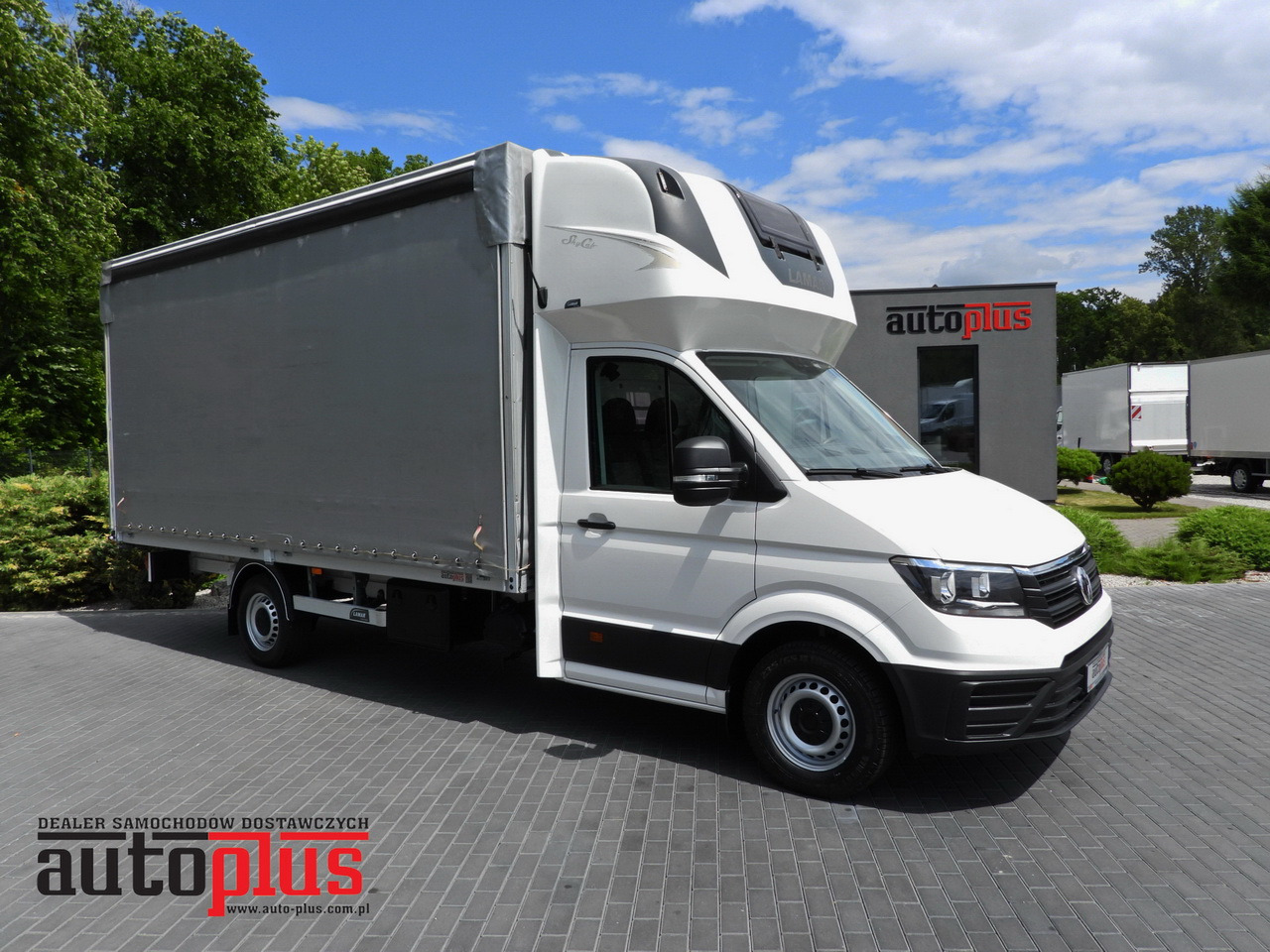 VOLKSWAGEN CRAFTER TARPAULIN 10 PALLETS WEBASTO CRUISE CONTROL AIR CONDITIONING 180HP - Furgoneta con lona: foto 1 VOLKSWAGEN CRAFTER TARPAULIN 10 PALLETS WEBASTO CRUISE CONTROL AIR CONDITIONING 180HP - Furgoneta con lona: foto 1