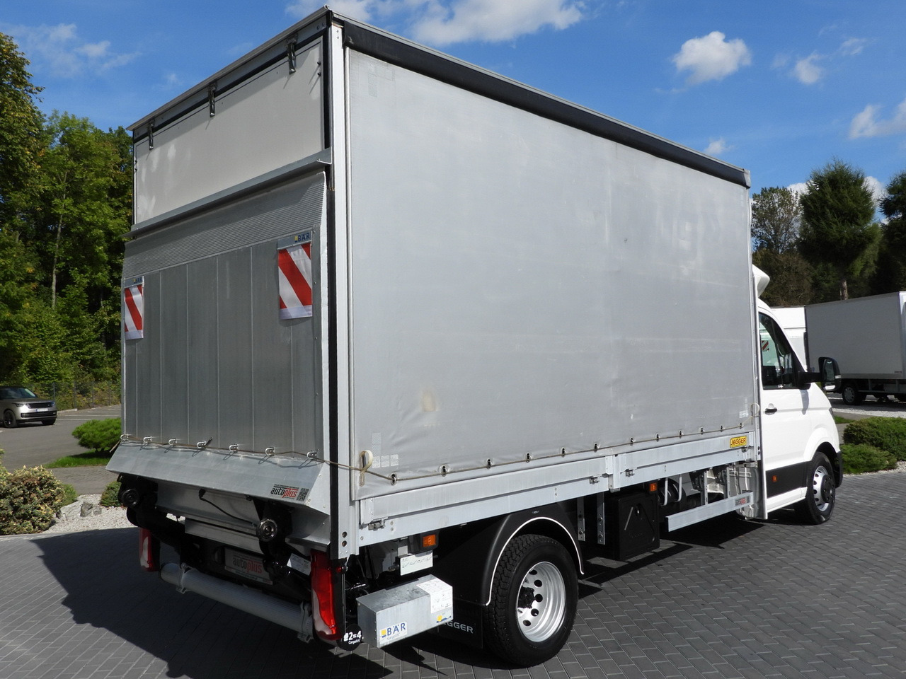 VOLKSWAGEN CRAFTER TARPAULIN LIFT 8 PALLETS CRUISE CONTROL LED LIGHTS TWIN WHEELS AIR CONDITIONING 180HP - Furgoneta con lona: foto 3 VOLKSWAGEN CRAFTER TARPAULIN LIFT 8 PALLETS CRUISE CONTROL LED LIGHTS TWIN WHEELS AIR CONDITIONING 180HP - Furgoneta con lona: foto 3