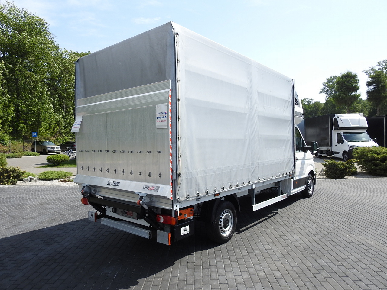 VOLKSWAGEN CRAFTER TARPAULIN LIFT 8 PALLETS WEBASTO CRUISE CONTROL  180HP - Furgoneta con lona: foto 3 VOLKSWAGEN CRAFTER TARPAULIN LIFT 8 PALLETS WEBASTO CRUISE CONTROL  180HP - Furgoneta con lona: foto 3