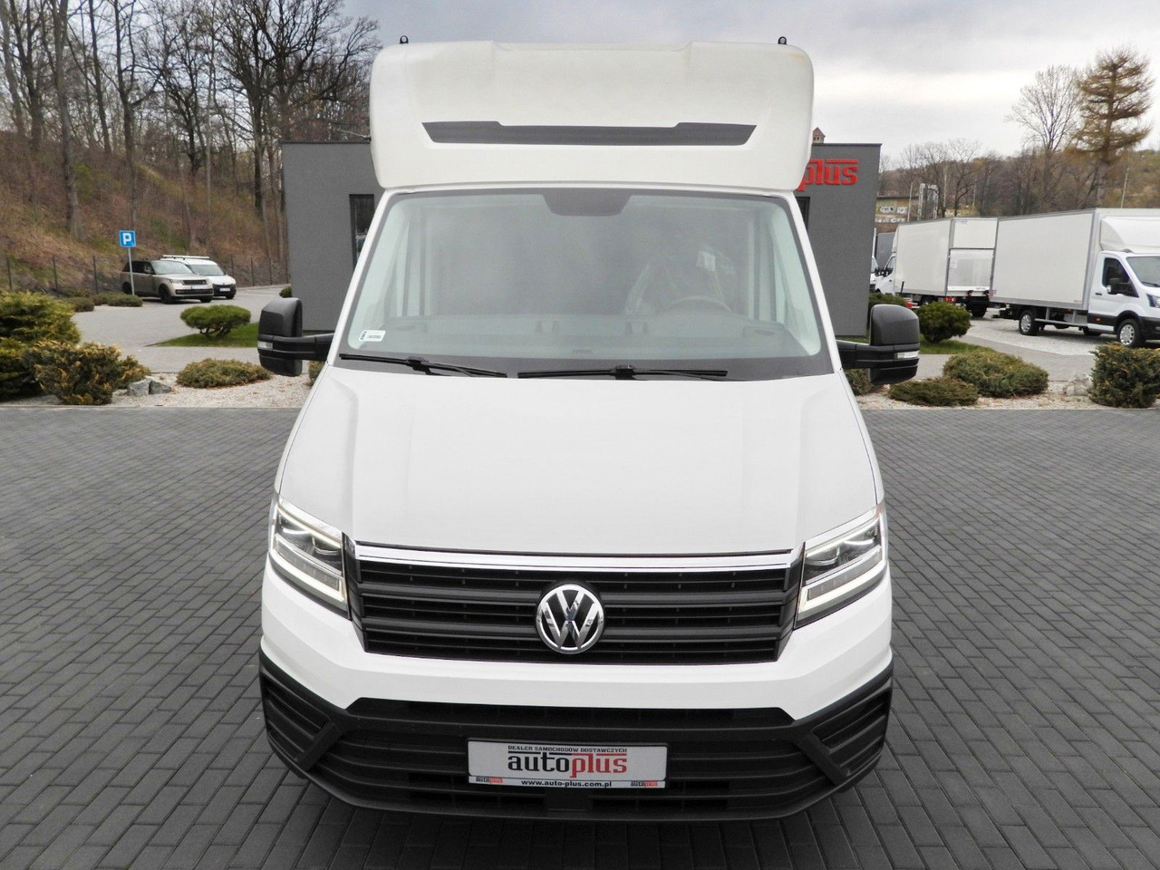 Volkswagen CRAFTER PRITSCHE PLANE 10 PALETTEN WEBASTO - Furgoneta con lona: foto 5 Volkswagen CRAFTER PRITSCHE PLANE 10 PALETTEN WEBASTO - Furgoneta con lona: foto 5