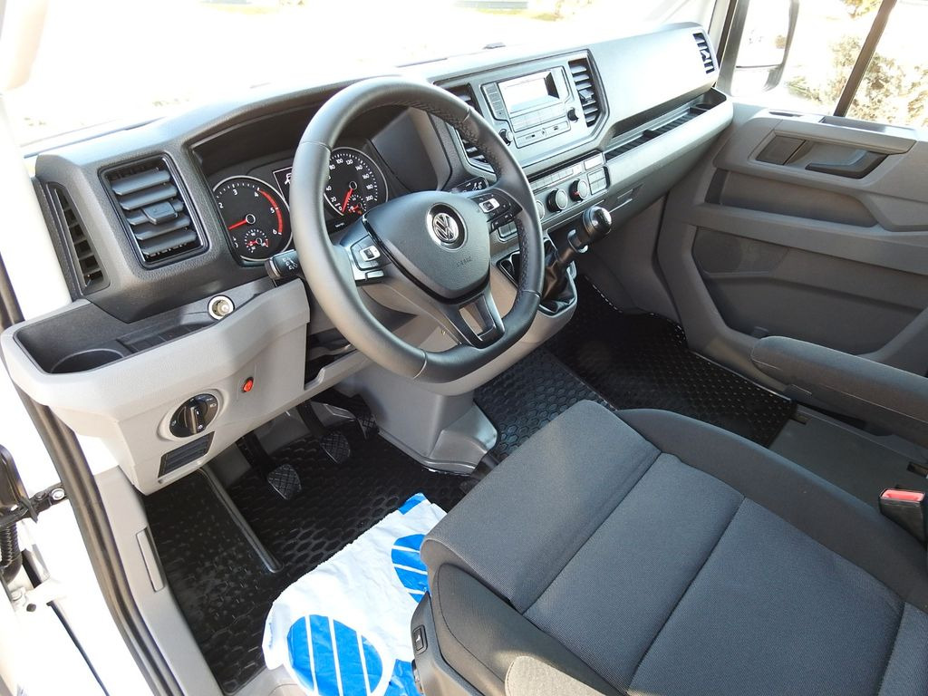Volkswagen CRAFTER PRITSCHE PLANE 10 PALETTEN WEBASTO - Furgoneta con lona: foto 2 Volkswagen CRAFTER PRITSCHE PLANE 10 PALETTEN WEBASTO - Furgoneta con lona: foto 2
