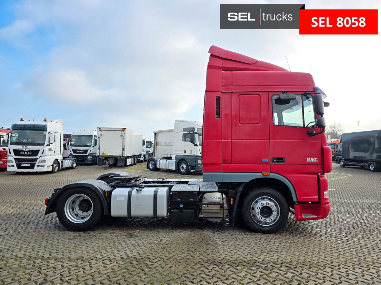 DAF XF 105.460 / ZF Intarder / Standklimaanlage - Cabeza tractora: foto 4 DAF XF 105.460 / ZF Intarder / Standklimaanlage - Cabeza tractora: foto 4