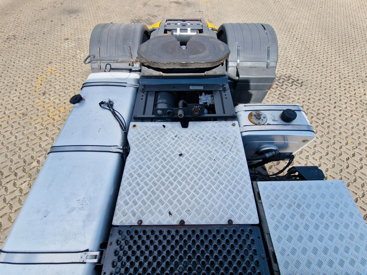 Cabeza tractora Iveco Stralis 420 / Nebenabtrieb / Kipphydraulik / LOF: foto 10 Cabeza tractora Iveco Stralis 420 / Nebenabtrieb / Kipphydraulik / LOF: foto 10