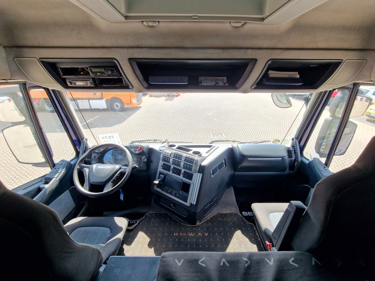 Cabeza tractora Iveco Stralis 420 / Nebenabtrieb / Kipphydraulik / LOF: foto 21 Cabeza tractora Iveco Stralis 420 / Nebenabtrieb / Kipphydraulik / LOF: foto 21