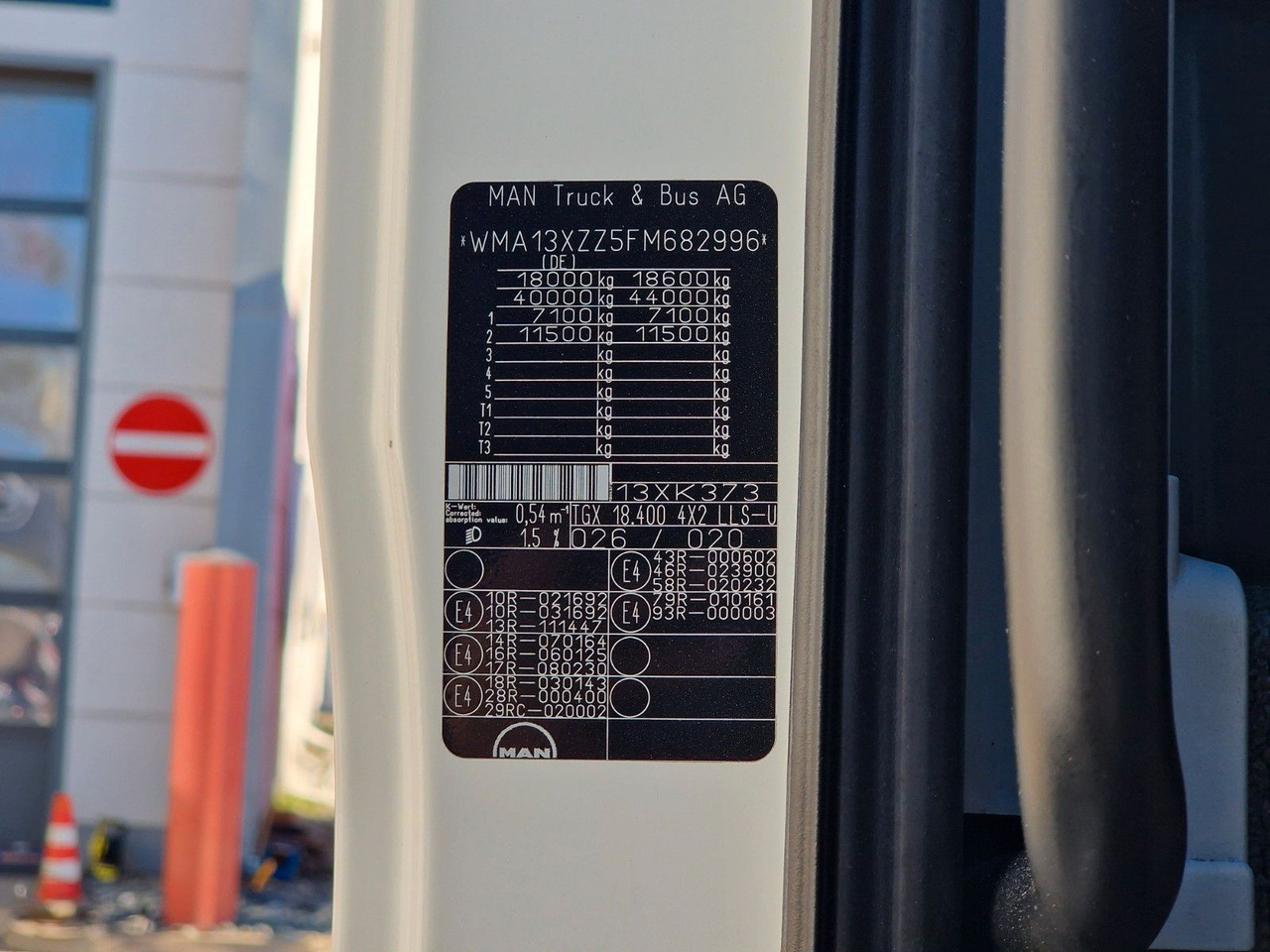 Cabeza tractora MAN TGX 18.400 4X2 LLS-U / ZF Intarder / HUBKUPPLUNG: foto 14