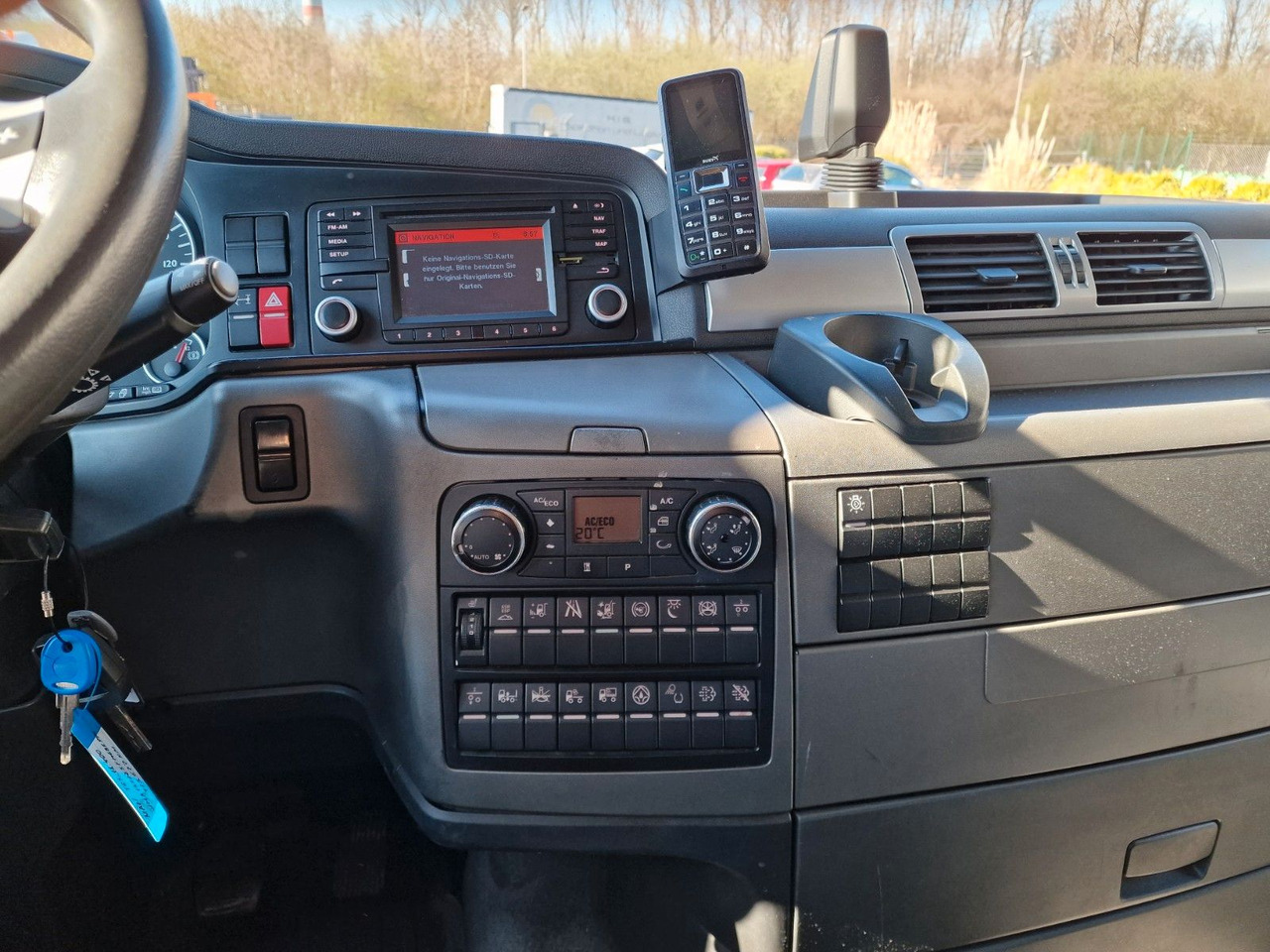 Cabeza tractora MAN TGX 18.400 4X2 LLS-U / ZF Intarder / HUBKUPPLUNG: foto 25