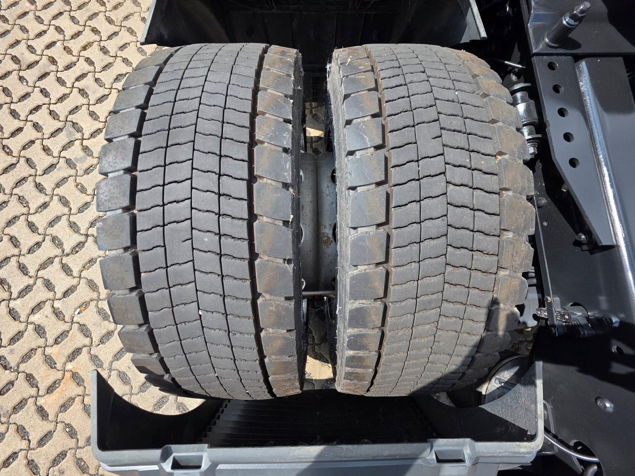 Cabeza tractora MAN TGX 18.460 4X2 LLS-U /Retarder /2 Tanks /ADR AT: foto 29 Cabeza tractora MAN TGX 18.460 4X2 LLS-U /Retarder /2 Tanks /ADR AT: foto 29