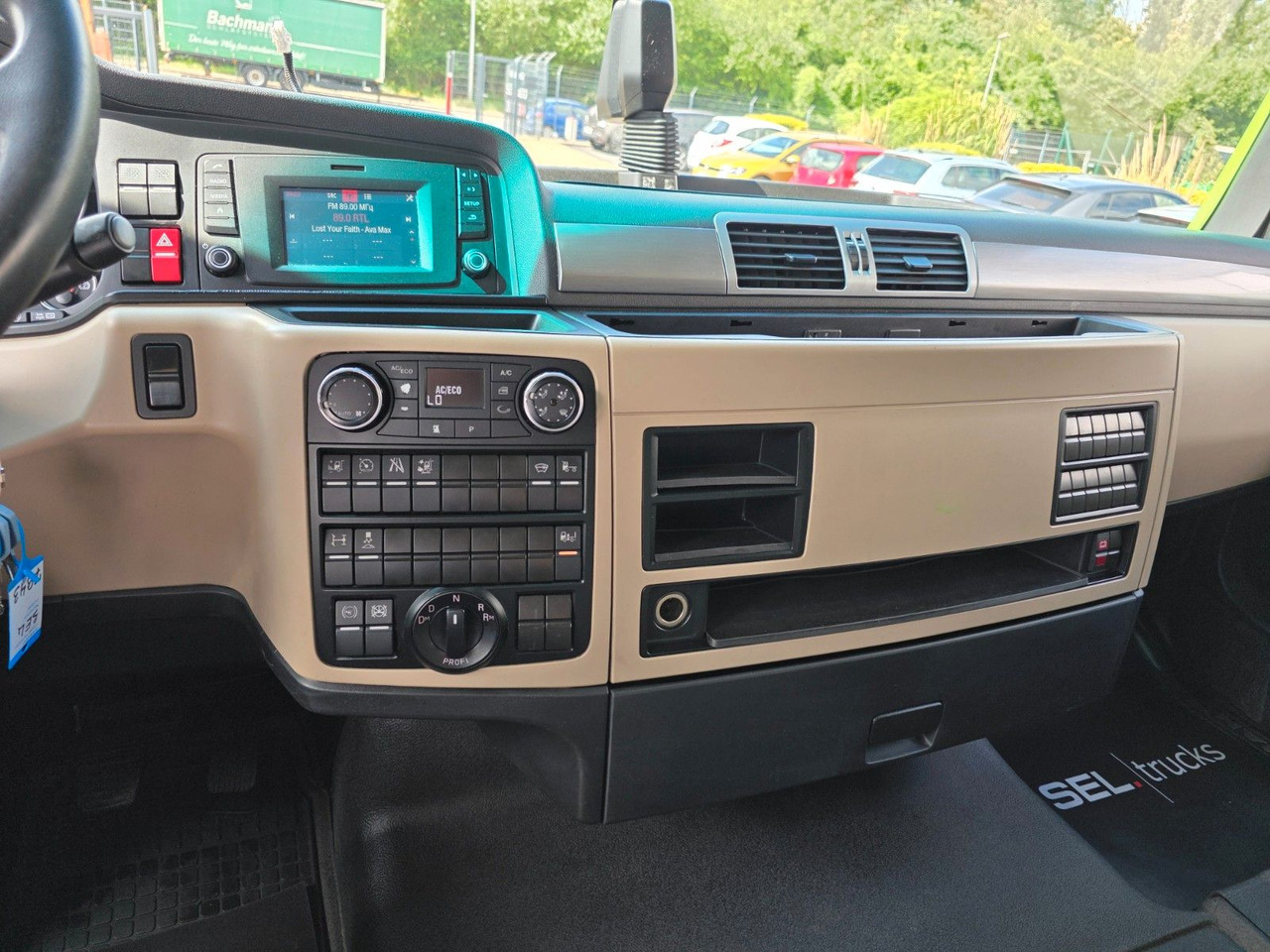 Cabeza tractora MAN TGX 18.460 4X2 LLS-U /Retarder /2 Tanks /ADR AT: foto 25 Cabeza tractora MAN TGX 18.460 4X2 LLS-U /Retarder /2 Tanks /ADR AT: foto 25