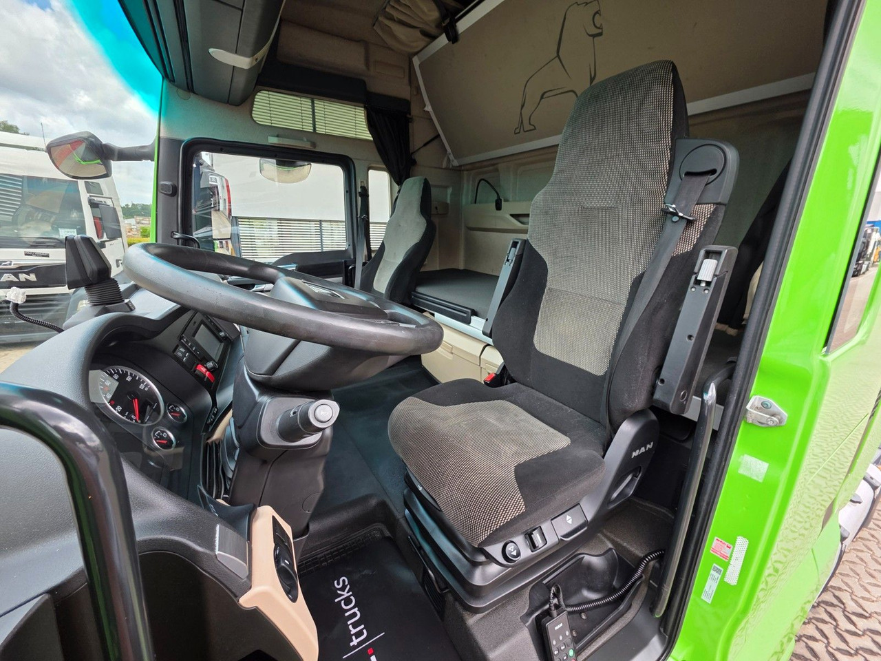 Cabeza tractora MAN TGX 18.460 4X2 LLS-U /Retarder /2 Tanks /ADR AT: foto 17 Cabeza tractora MAN TGX 18.460 4X2 LLS-U /Retarder /2 Tanks /ADR AT: foto 17