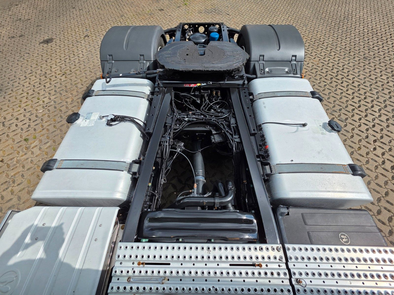 Cabeza tractora MAN TGX 18.460 4X2 LLS-U /Retarder /2 Tanks /ADR AT: foto 10 Cabeza tractora MAN TGX 18.460 4X2 LLS-U /Retarder /2 Tanks /ADR AT: foto 10