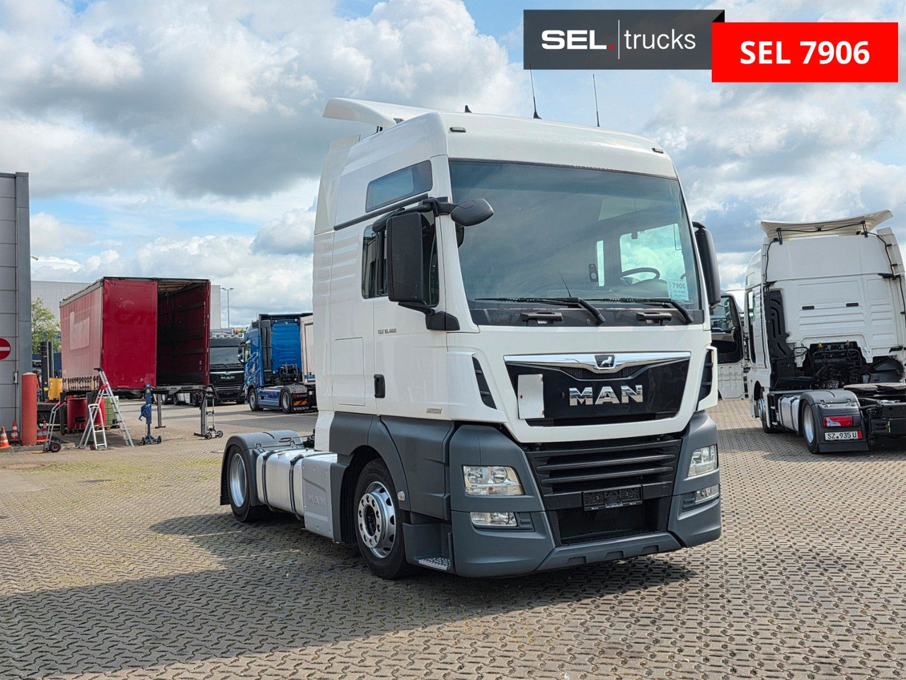 MAN TGX 18.460 4X2 LLS-U / Retarder - Cabeza tractora: foto 3 MAN TGX 18.460 4X2 LLS-U / Retarder - Cabeza tractora: foto 3