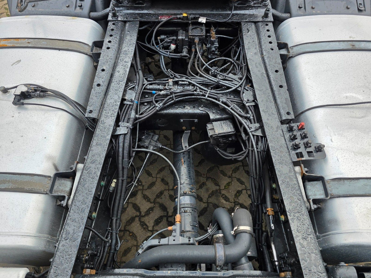 Cabeza tractora MAN TGX 18.500 4x2 BLS / Retarder / 2 Tanks: foto 12 Cabeza tractora MAN TGX 18.500 4x2 BLS / Retarder / 2 Tanks: foto 12