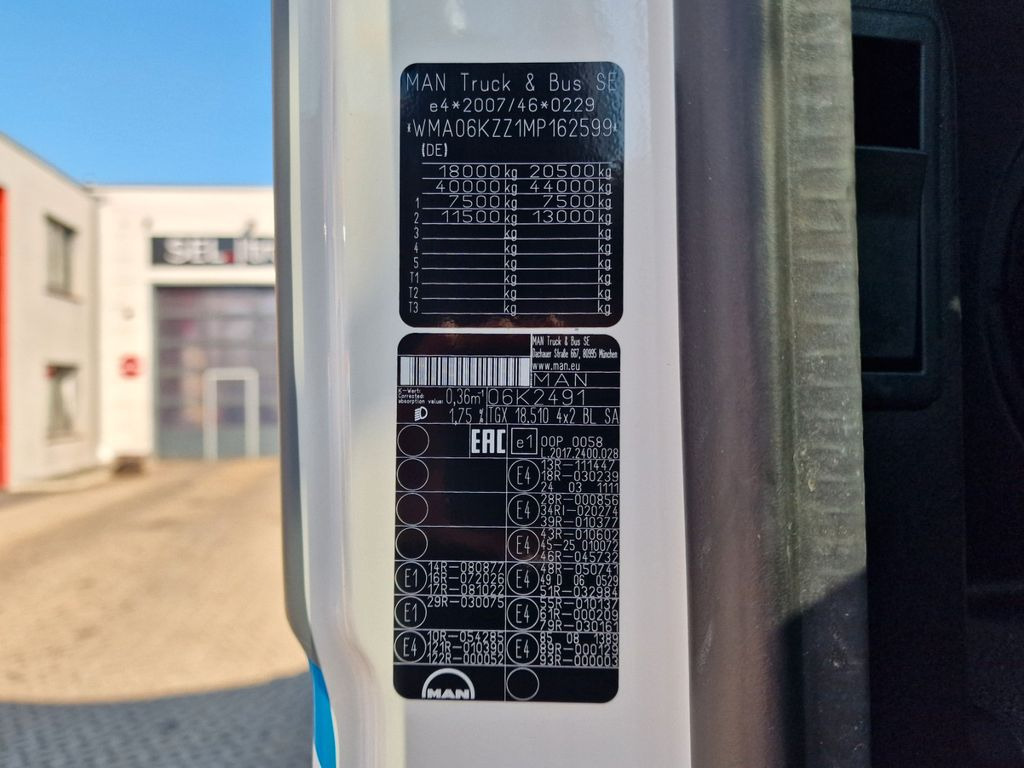 Cabeza tractora MAN TGX 18.510 4x2 BL SA / Retarder / Navi: foto 15