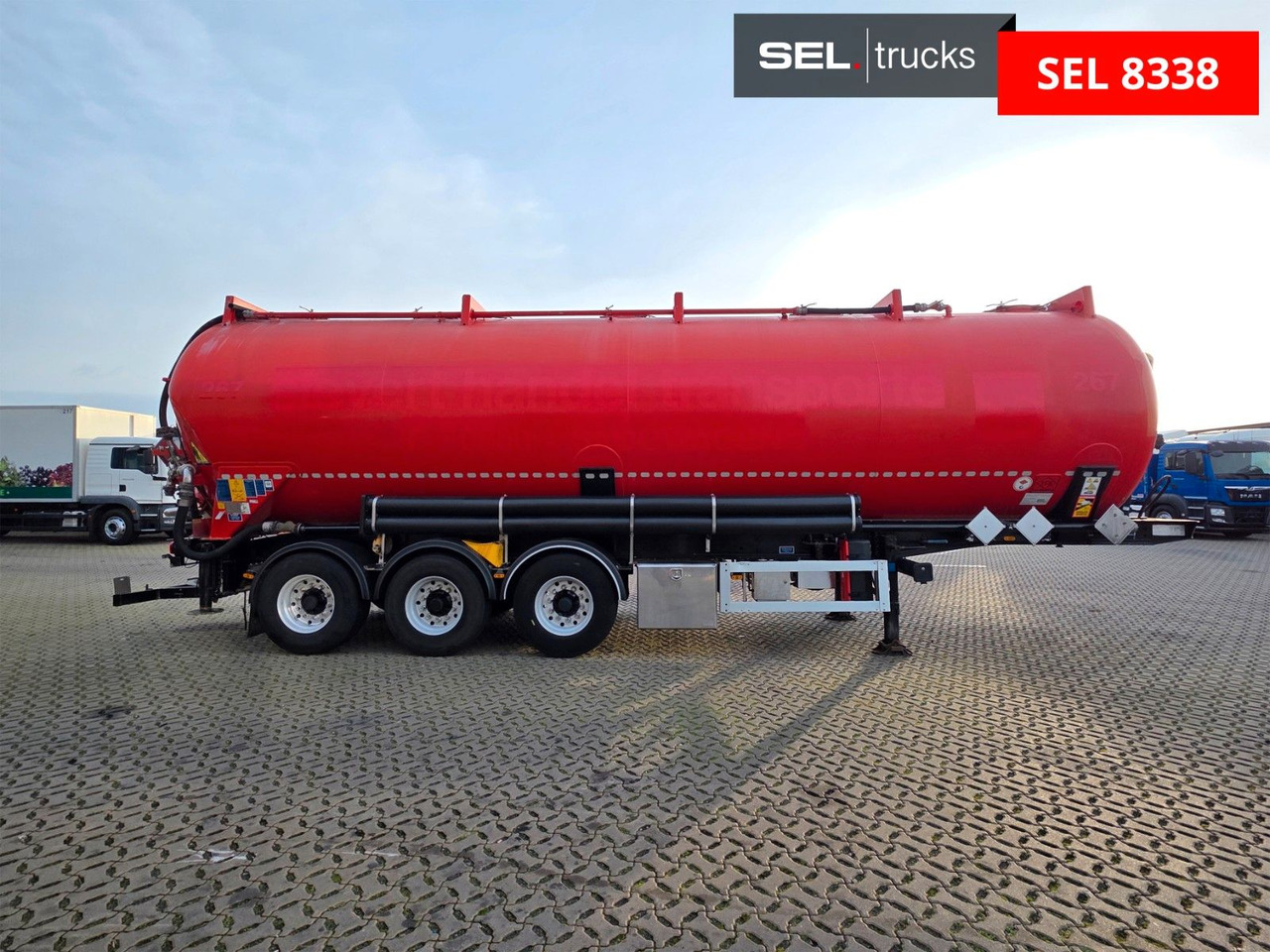 Feldbinder KIP 52/7000/A/2 / Alu-Felgen / ADR AT / 52.000 l - Semirremolque silo: foto 4 Feldbinder KIP 52/7000/A/2 / Alu-Felgen / ADR AT / 52.000 l - Semirremolque silo: foto 4