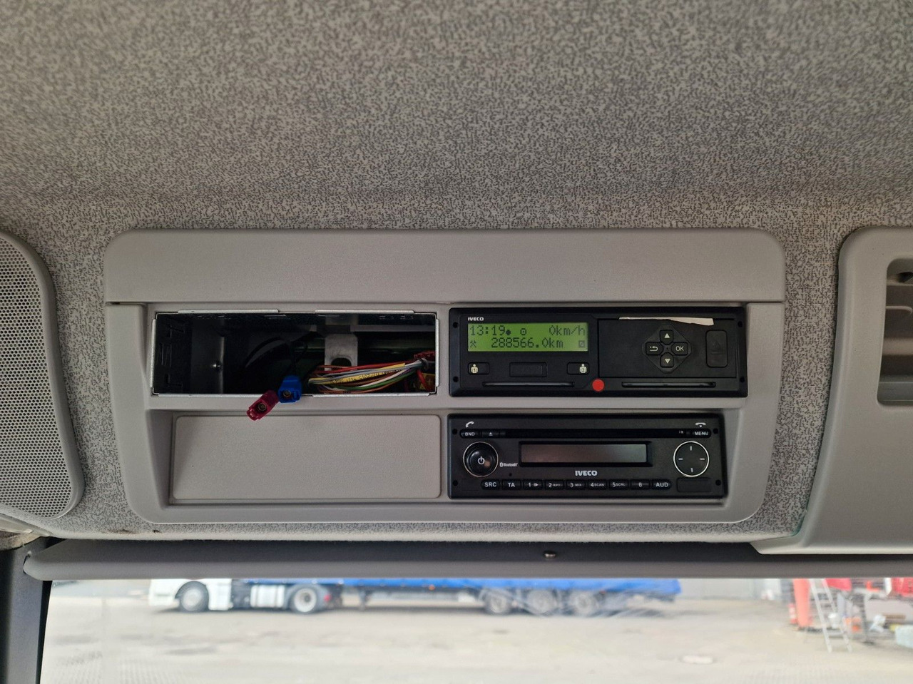 Camión volquete Iveco Eurocargo 140-250: foto 23 Camión volquete Iveco Eurocargo 140-250: foto 23