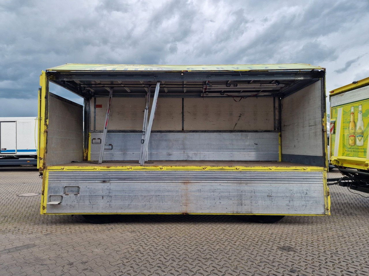 Camión transporte de bebidas Iveco Stralis 420 / Ldbw / Lenkachse (KOMPLETT): foto 30