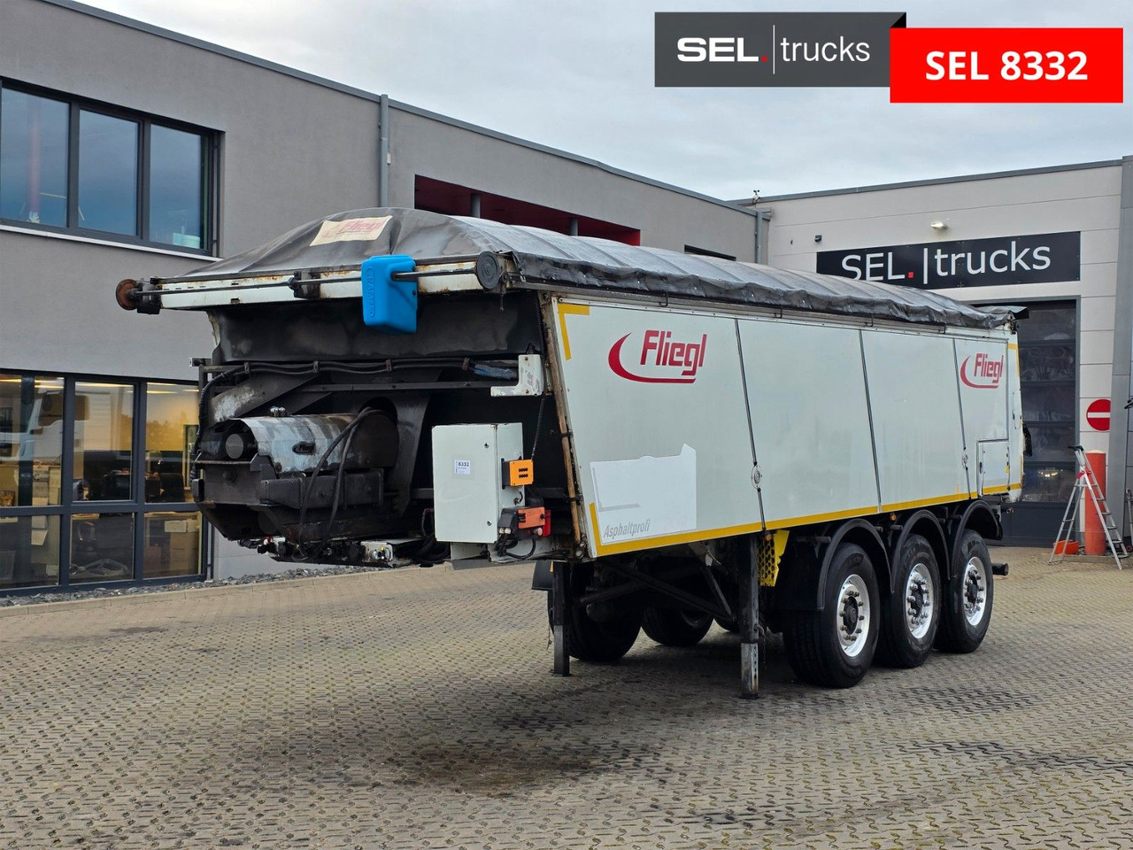 Kässbohrer ASS 372 Schwergut / mit Abschiebetec. / Asphalt - Semirremolque volquete: foto 1 Kässbohrer ASS 372 Schwergut / mit Abschiebetec. / Asphalt - Semirremolque volquete: foto 1