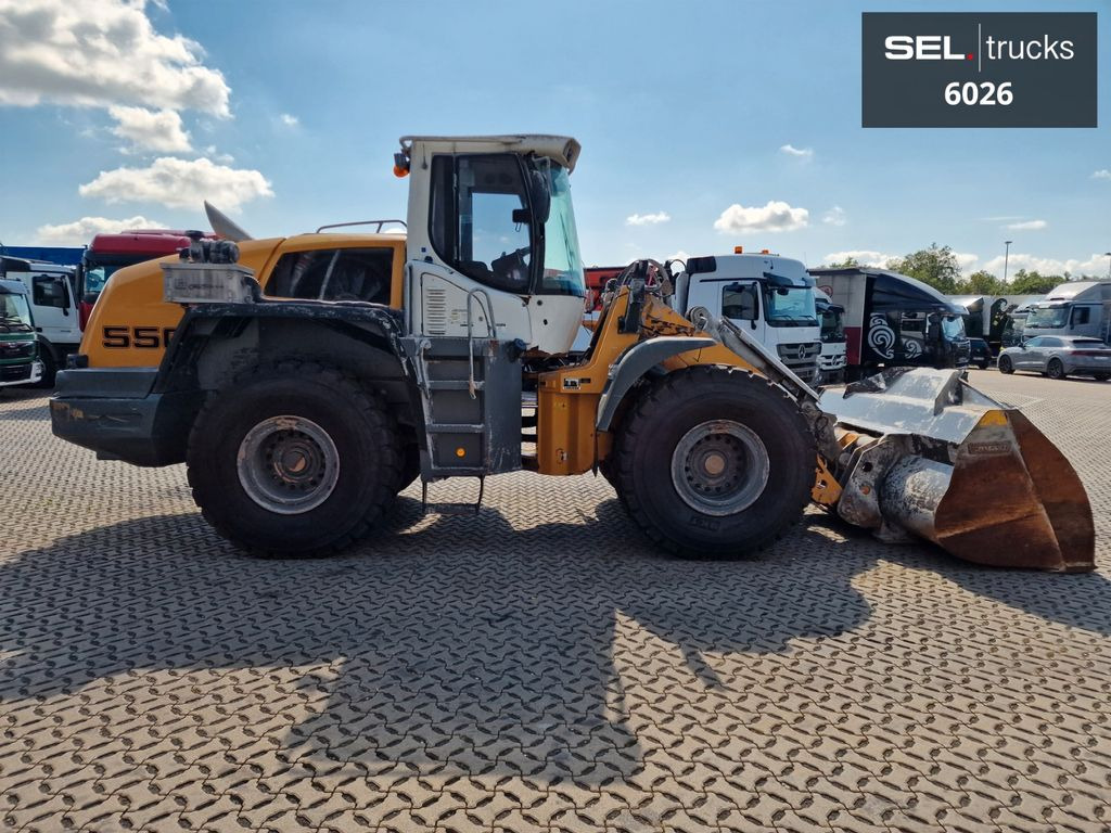 Liebherr L 550 / 2014 / 9.783 h - Cargadora de ruedas: foto 4 Liebherr L 550 / 2014 / 9.783 h - Cargadora de ruedas: foto 4
