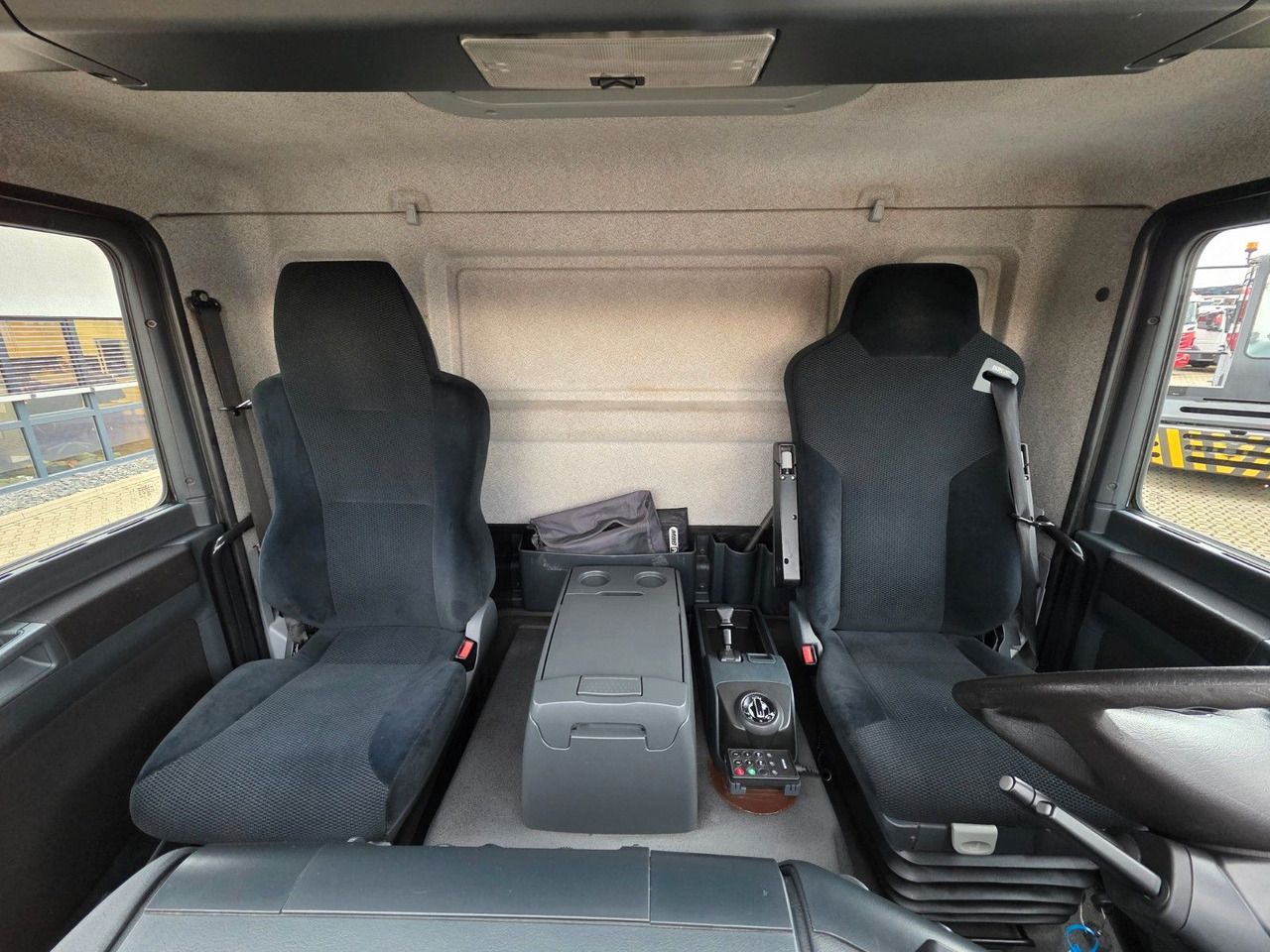 Camión transporte de bebidas MAN TGM 22.290 6x2-4 LL / Ldbw / Rückfahrk. / Lenkac: foto 26 Camión transporte de bebidas MAN TGM 22.290 6x2-4 LL / Ldbw / Rückfahrk. / Lenkac: foto 26