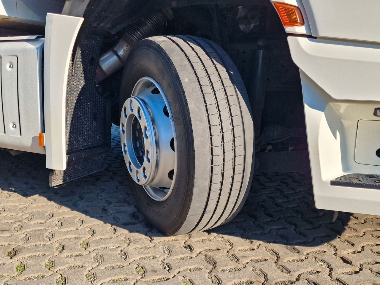 Camión caja cerrada Mercedes-Benz Actros 2643 / Retarder / Ldbw / Lenkachse /: foto 26