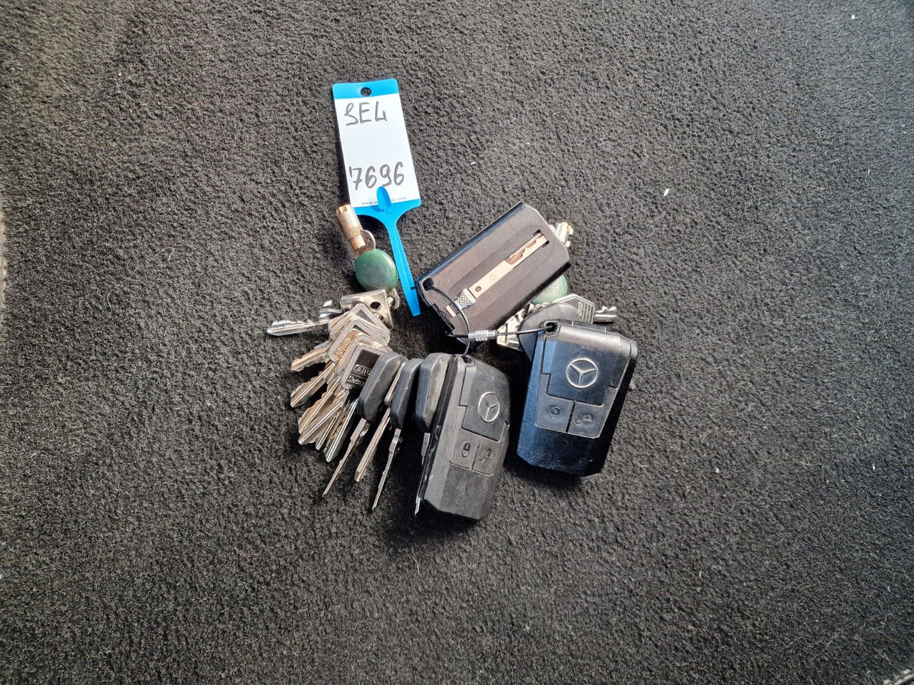 Camión caja cerrada Mercedes-Benz Actros 2643 / Retarder / Ldbw / Lenkachse /: foto 24