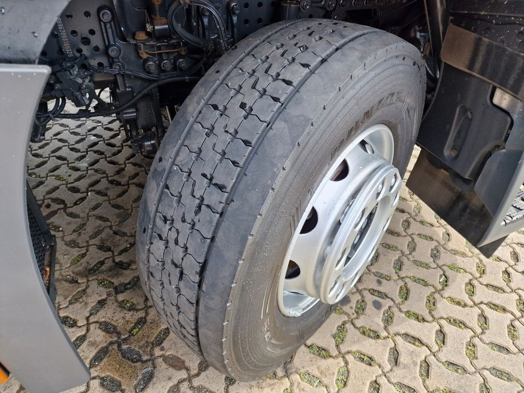 Camión lona Mercedes-Benz Antos 1830L 4X2: foto 28