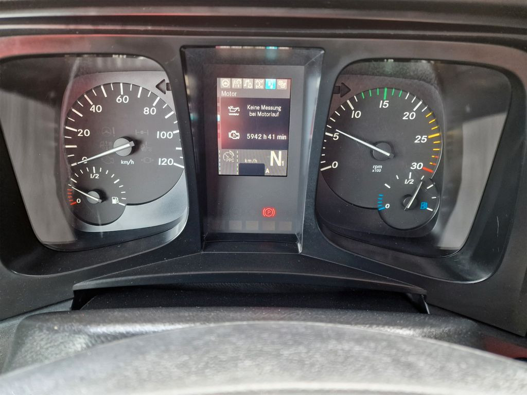 Camión lona Mercedes-Benz Antos 1830L 4X2: foto 22