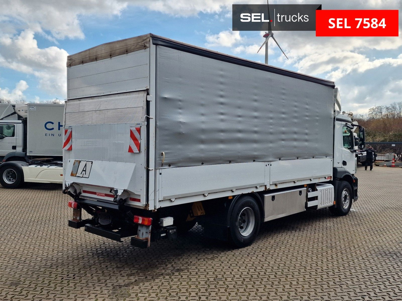 Mercedes-Benz Antos 1840 / Ladebordwand - Camión lona: foto 5 Mercedes-Benz Antos 1840 / Ladebordwand - Camión lona: foto 5