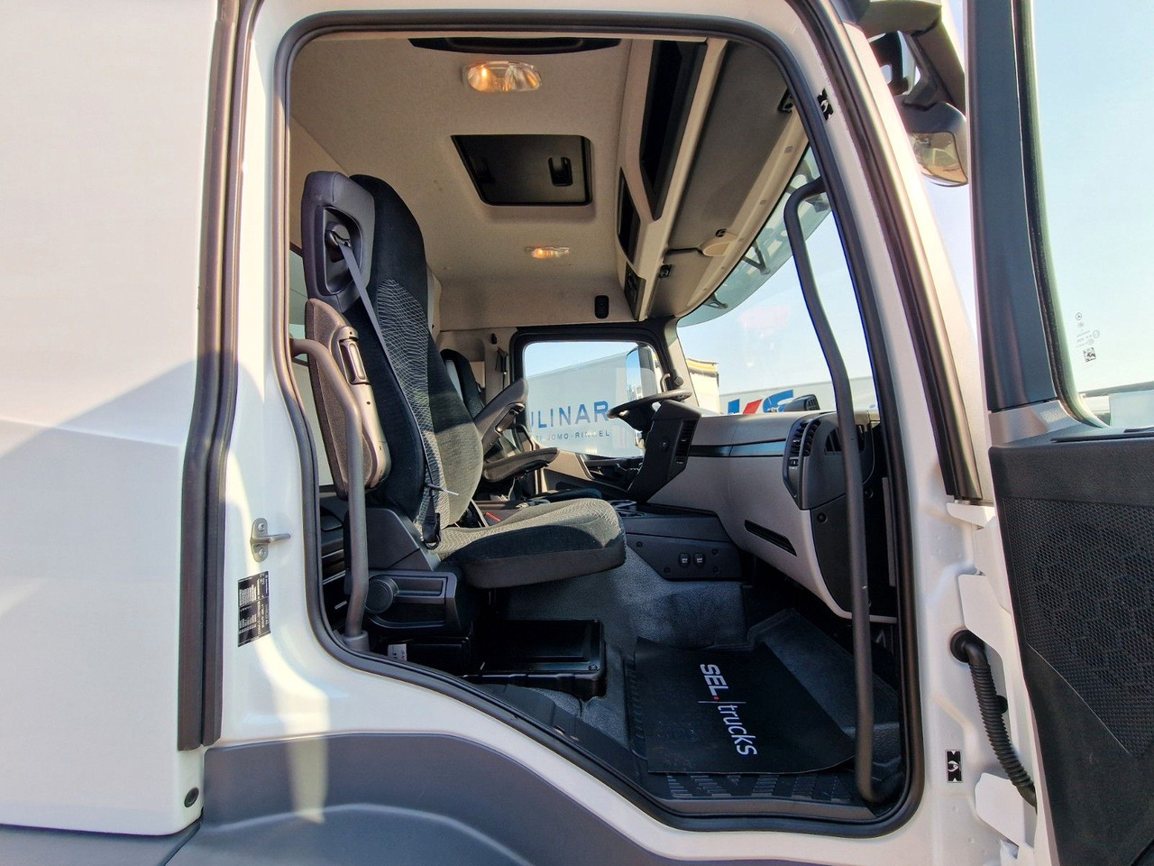 Camión grúa Mercedes-Benz Antos 2540 / Fernbedienung / Lenkachse: foto 18