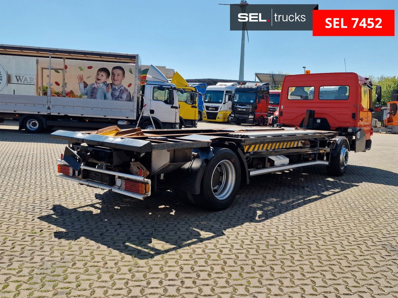 Mercedes-Benz KAMAG WBH 25 / Umsetzer / Wiesel / Rangierer - Camión portacontenedore/ Intercambiable: foto 5 Mercedes-Benz KAMAG WBH 25 / Umsetzer / Wiesel / Rangierer - Camión portacontenedore/ Intercambiable: foto 5