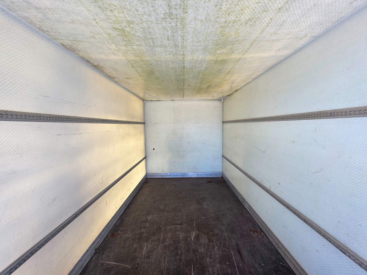 Furgoneta caja cerrada Peugeot Boxer / Ladebordwand / Klimaanlage /  3 Sitzen: foto 10