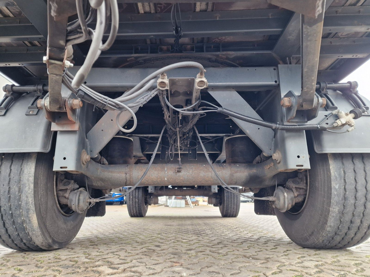 Remolque transporte de bebidas System Trailers PRASL 18 / Ladebordwand: foto 32 Remolque transporte de bebidas System Trailers PRASL 18 / Ladebordwand: foto 32