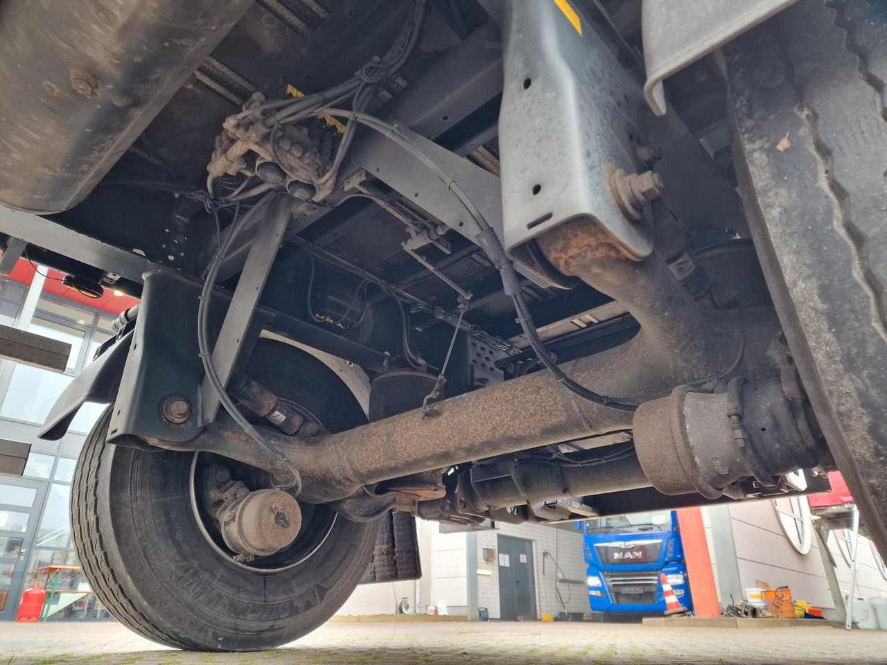 Remolque transporte de bebidas System Trailers PRASL 18 / Ladebordwand: foto 35 Remolque transporte de bebidas System Trailers PRASL 18 / Ladebordwand: foto 35