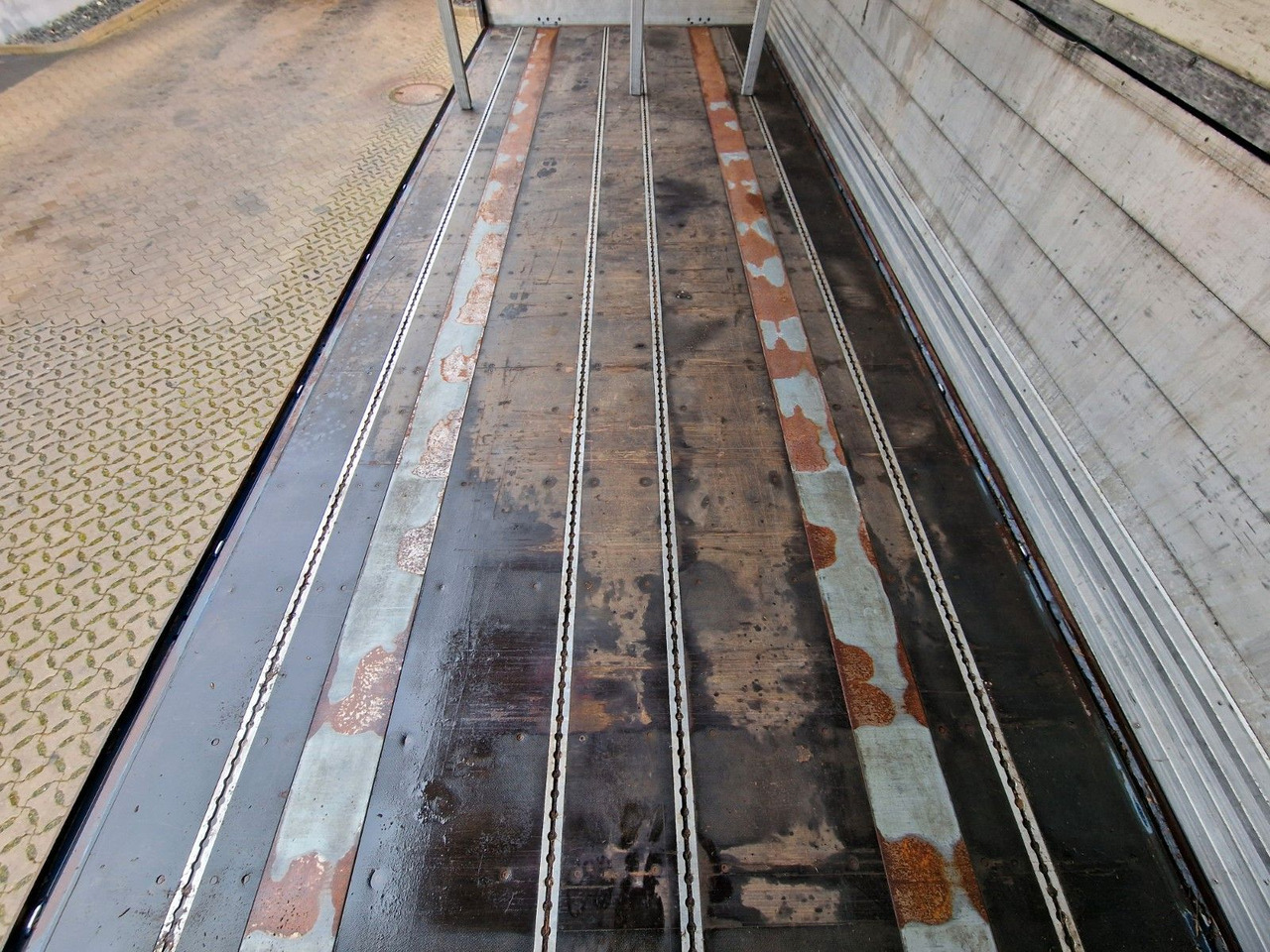 Remolque transporte de bebidas System Trailers PRASL 18 / Ladebordwand: foto 15 Remolque transporte de bebidas System Trailers PRASL 18 / Ladebordwand: foto 15