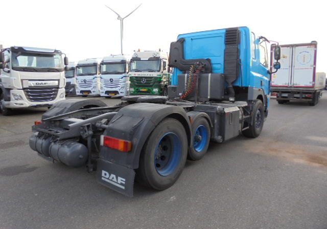DAF 85.410 FTP -410 6X2 COMPRESSOR - Cabeza tractora: foto 4 DAF 85.410 FTP -410 6X2 COMPRESSOR - Cabeza tractora: foto 4